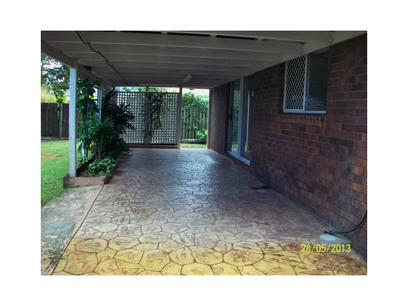 4 Beach Court, Victoria Point QLD 4165