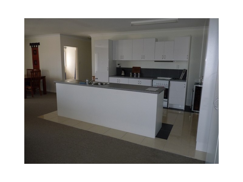 3/127 Colburn Avenue, Victoria Point QLD 4165