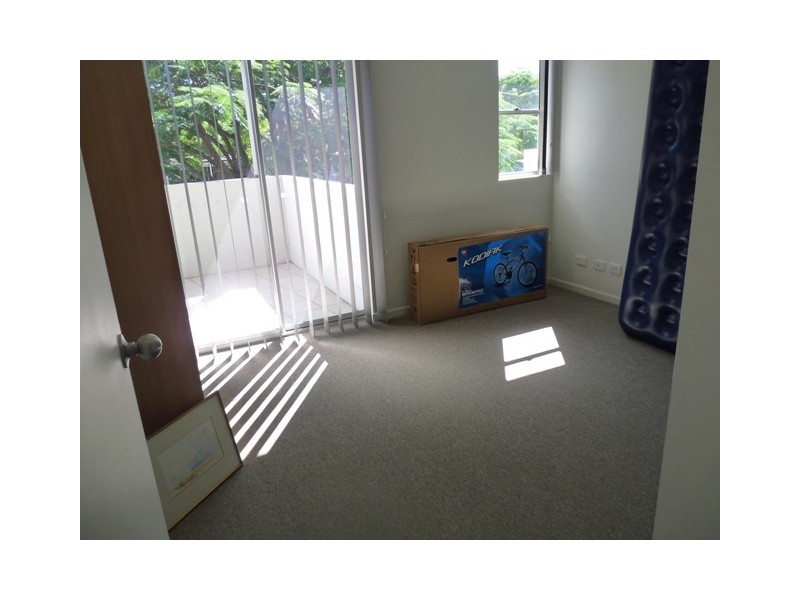 3/127 Colburn Avenue, Victoria Point QLD 4165