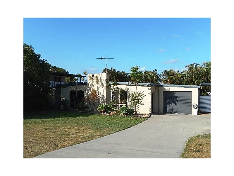 4 Sherlock Street, Victoria Point QLD 4165