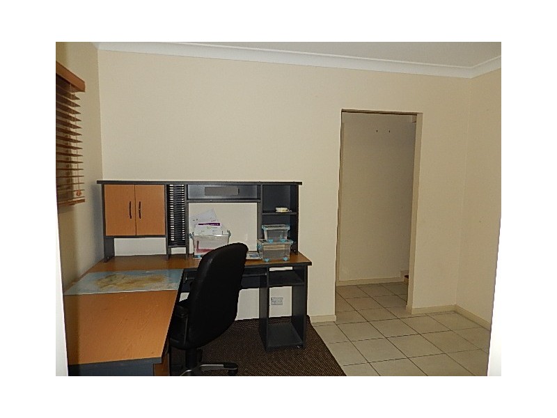 4 Sherlock Street, Victoria Point QLD 4165