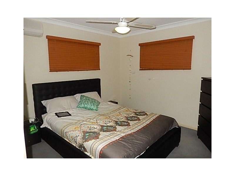 4 Sherlock Street, Victoria Point QLD 4165