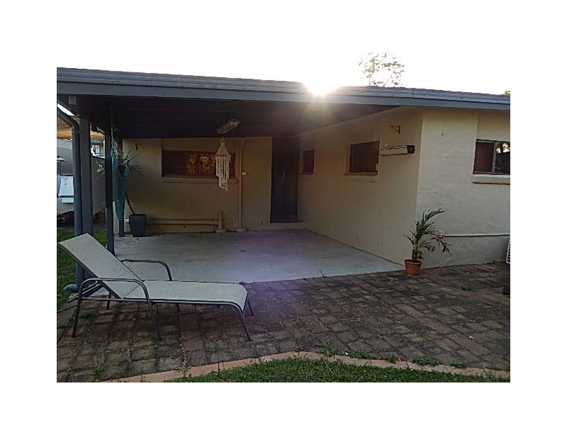4 Sherlock Street, Victoria Point QLD 4165