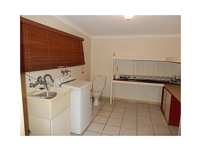 4 Sherlock Street, Victoria Point QLD 4165