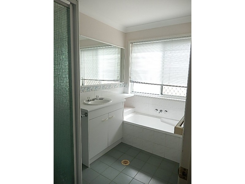 62 Fryar Street, Victoria Point QLD 4165