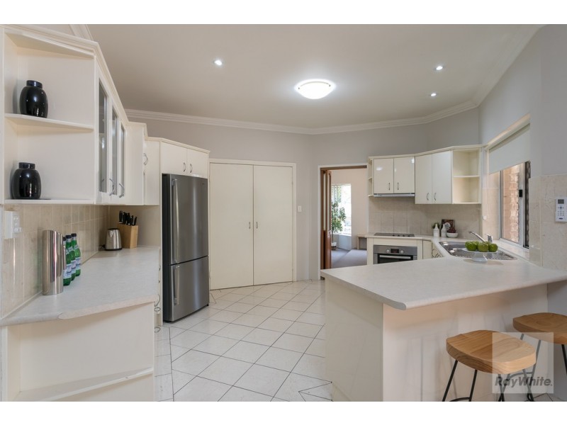 20 Cove Court, Victoria Point QLD 4165