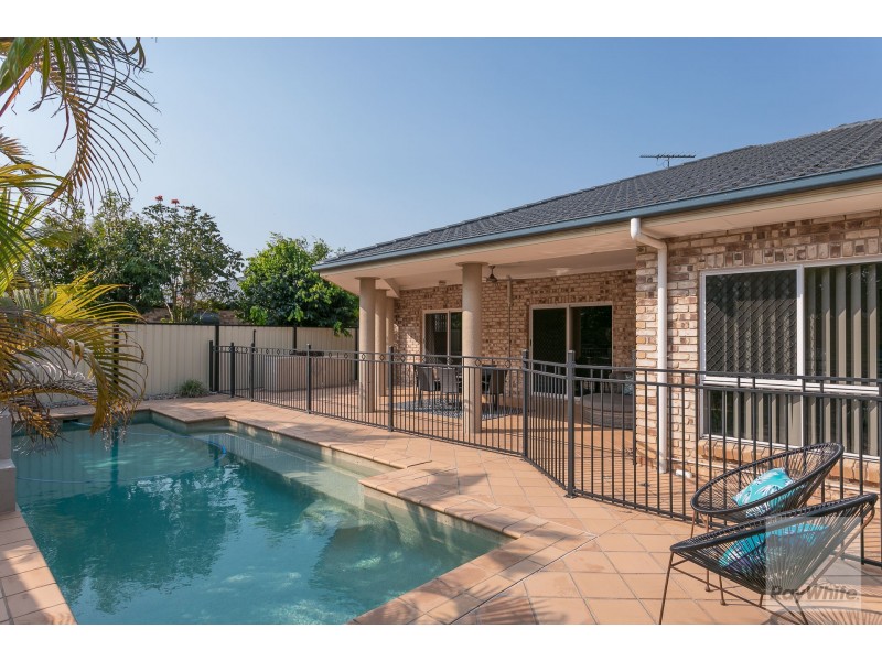 20 Cove Court, Victoria Point QLD 4165