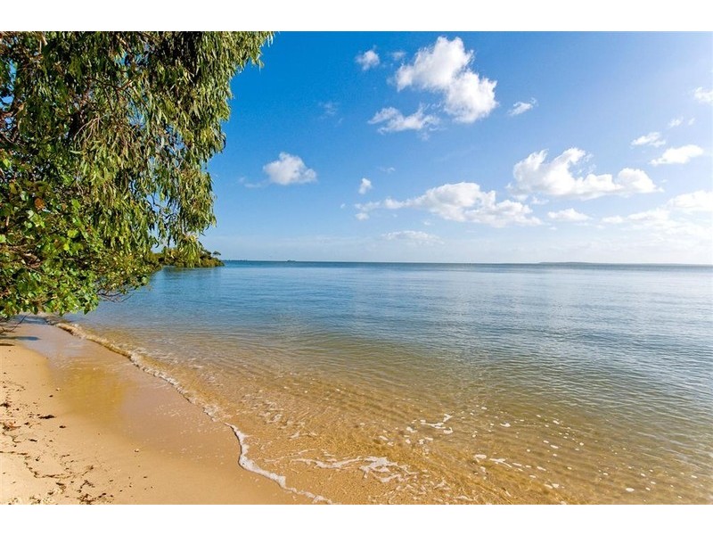 Coochiemudlo Island QLD 4184