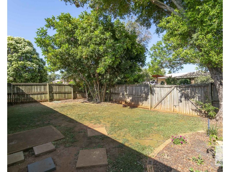 6 Camellia Court, Victoria Point QLD 4165