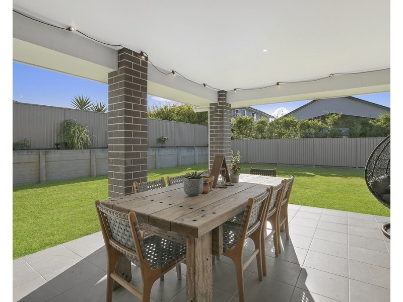 47 Unwin Road, Redland Bay QLD 4165