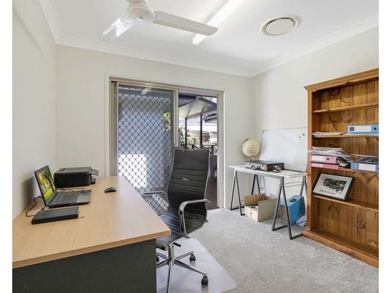 8 Cowley Street, Ormiston QLD 4160