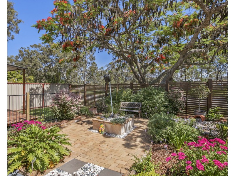 8 Cowley Street, Ormiston QLD 4160