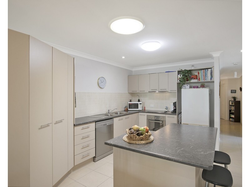 2/251 Queen Street, Cleveland QLD 4163