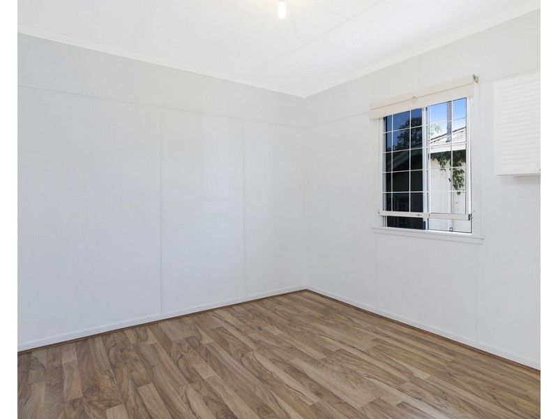 111 Whites Road, Manly West QLD 4179