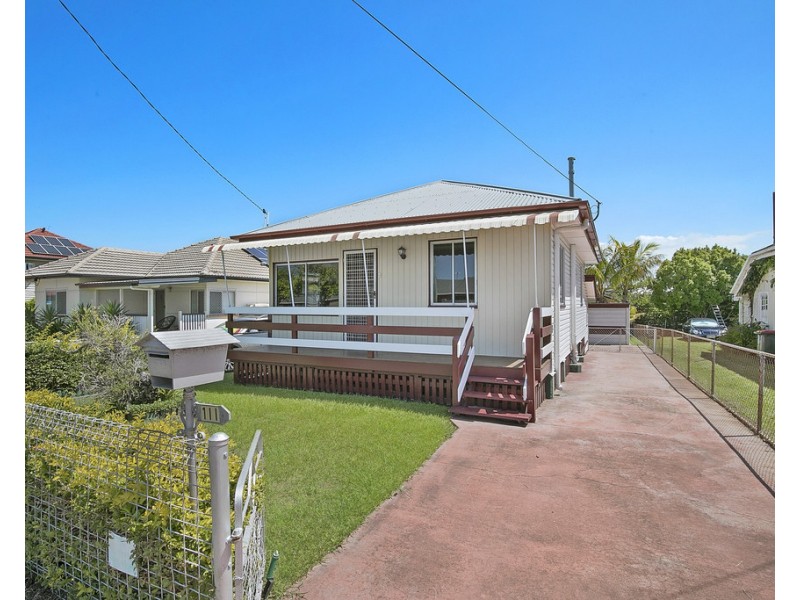 111 Whites Road, Manly West QLD 4179