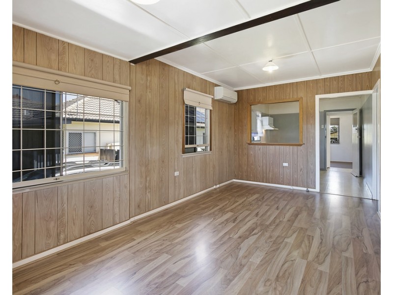 111 Whites Road, Manly West QLD 4179