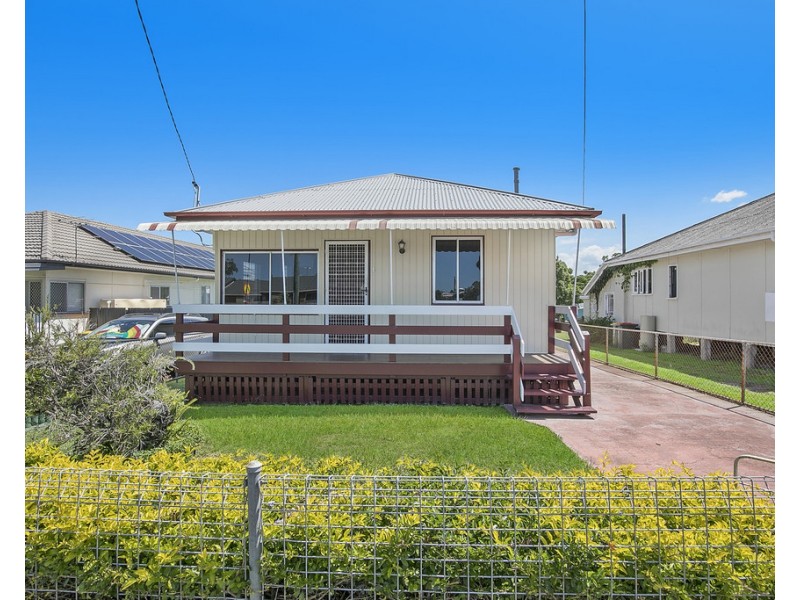 111 Whites Road, Manly West QLD 4179