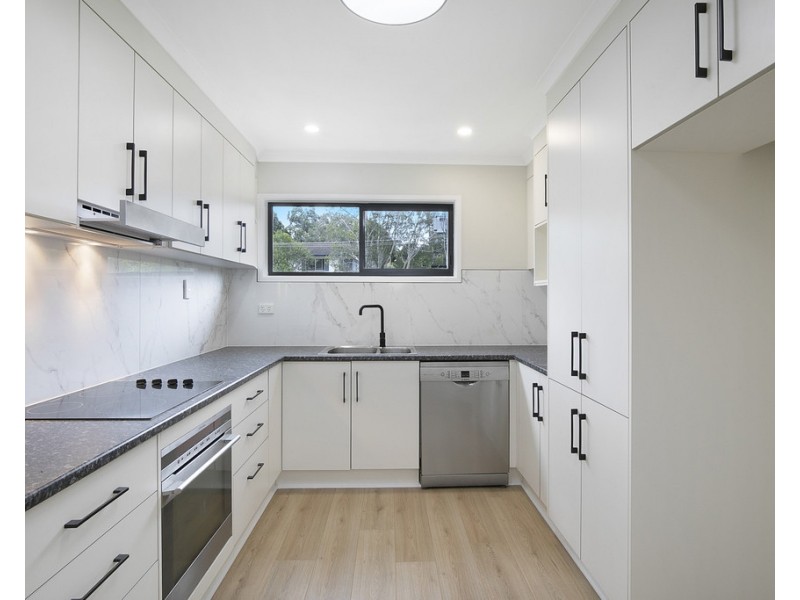 23 Currawong Drive, Birkdale QLD 4159