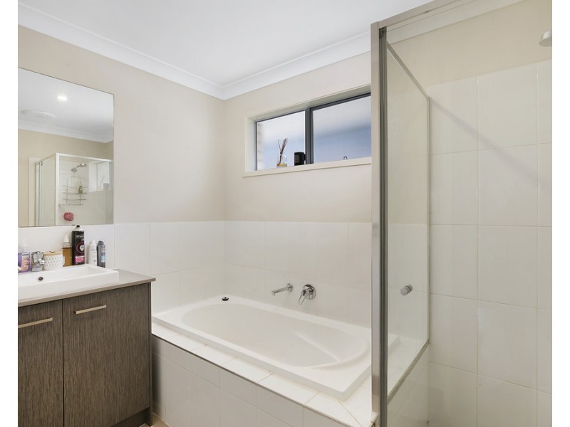 3 Base Street, Victoria Point QLD 4165