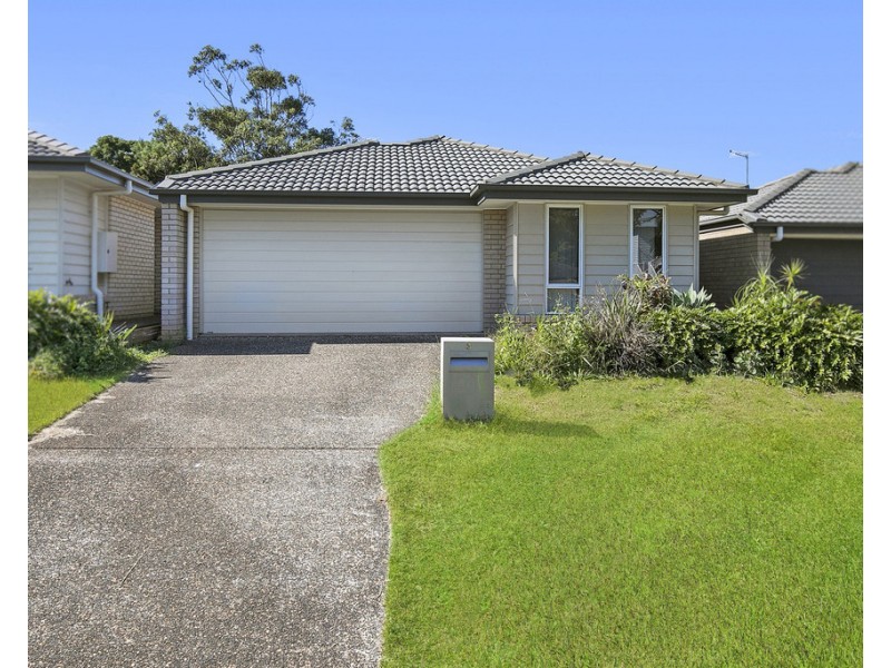 3 Base Street, Victoria Point QLD 4165