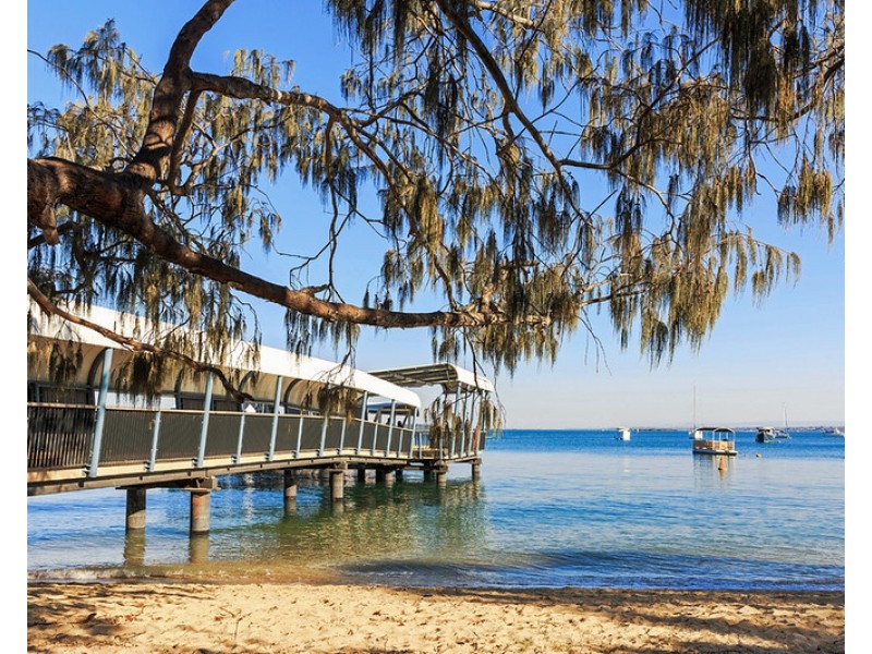 24 Pullen Street, Coochiemudlo Island QLD 4184