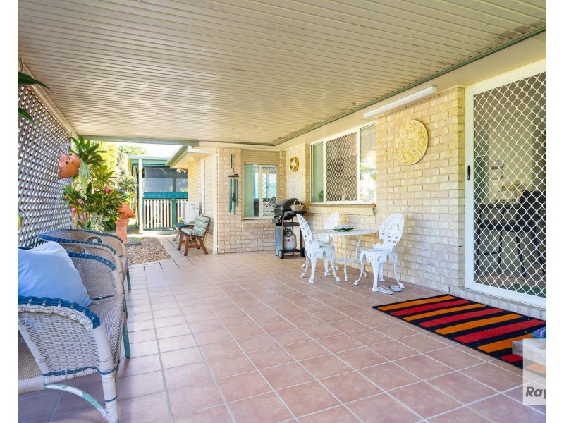 4 Kestrel Court, Victoria Point QLD 4165