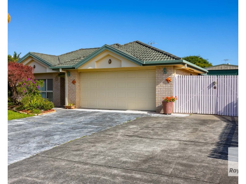 4 Kestrel Court, Victoria Point QLD 4165