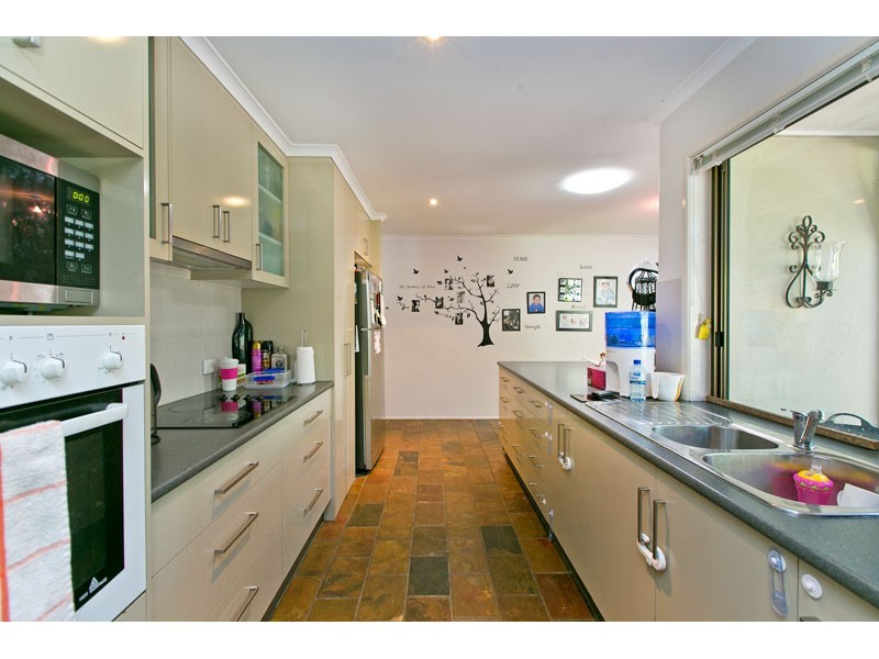 5 Petaluma Court, Victoria Point QLD 4165