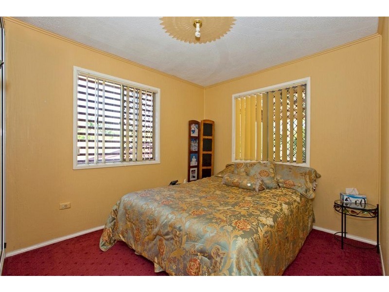 18 Cavell Street, Birkdale QLD 4159