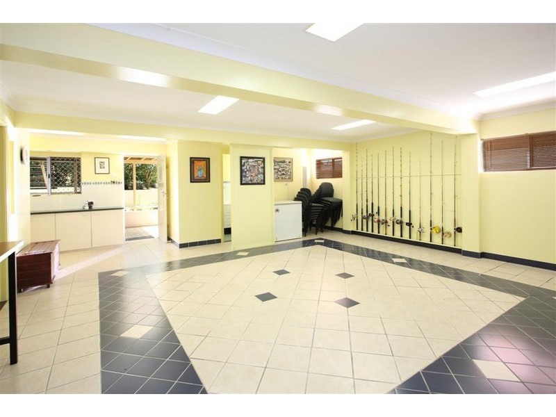 10 Tarina Street, Cleveland QLD 4163