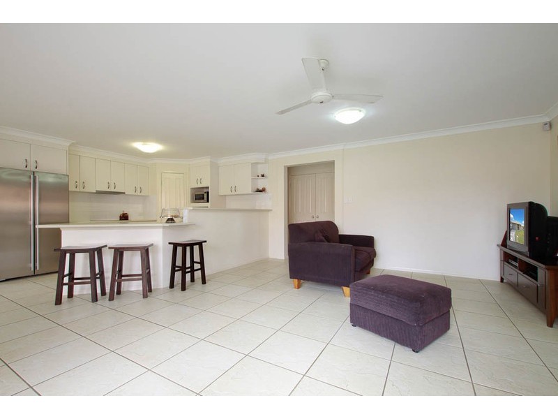 37 Ebony Crescent, Redland Bay QLD 4165