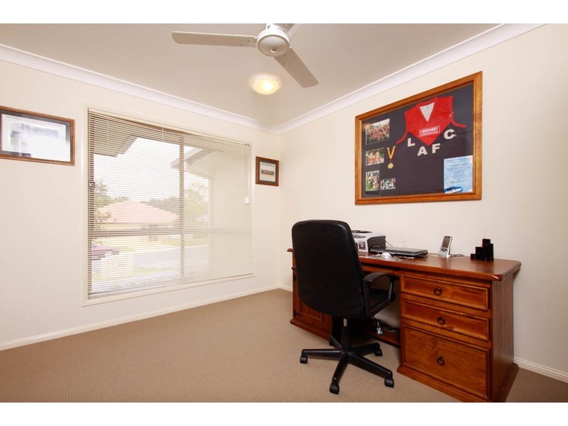 37 Ebony Crescent, Redland Bay QLD 4165