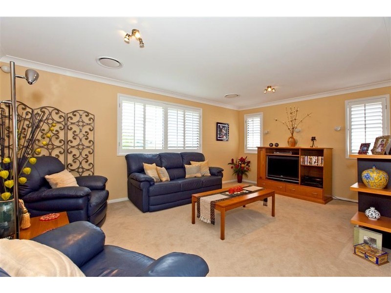 3 Bellamy Close, Redland Bay QLD 4165