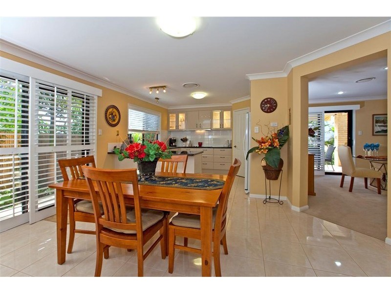 3 Bellamy Close, Redland Bay QLD 4165