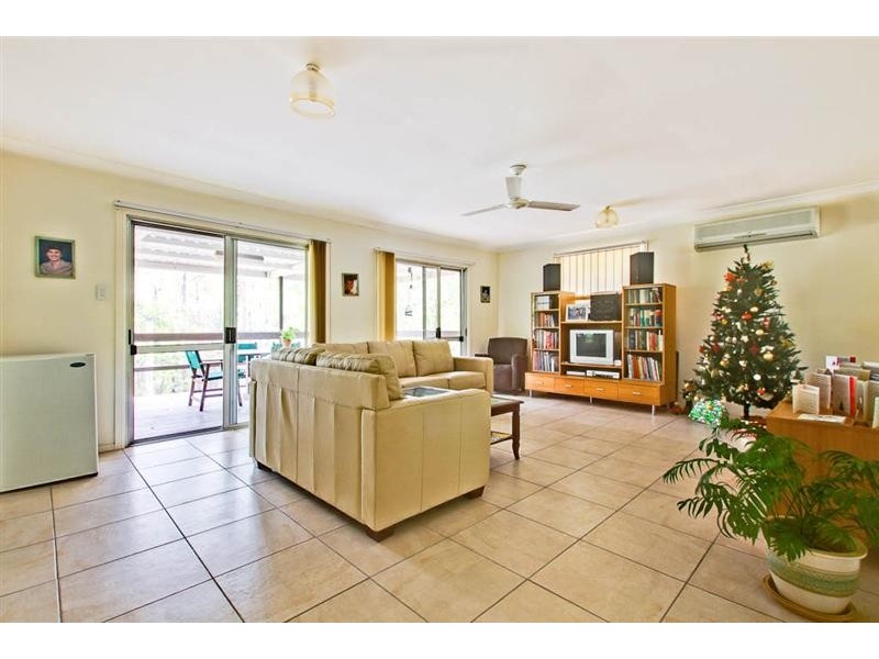 126  Campbell Road, Sheldon QLD 4157