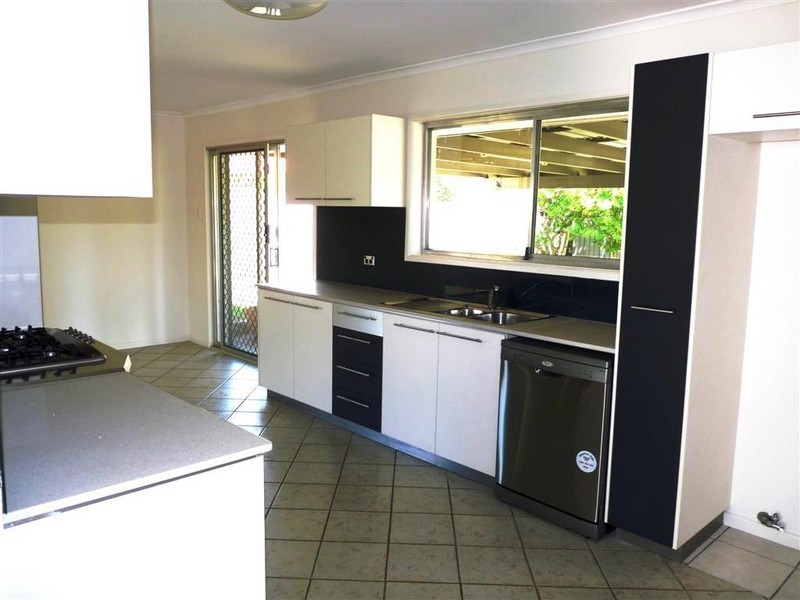 21 High View Drive, Cleveland QLD 4163