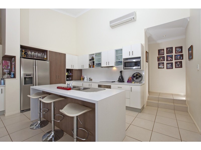 17 Cole Street, Redland Bay QLD 4165