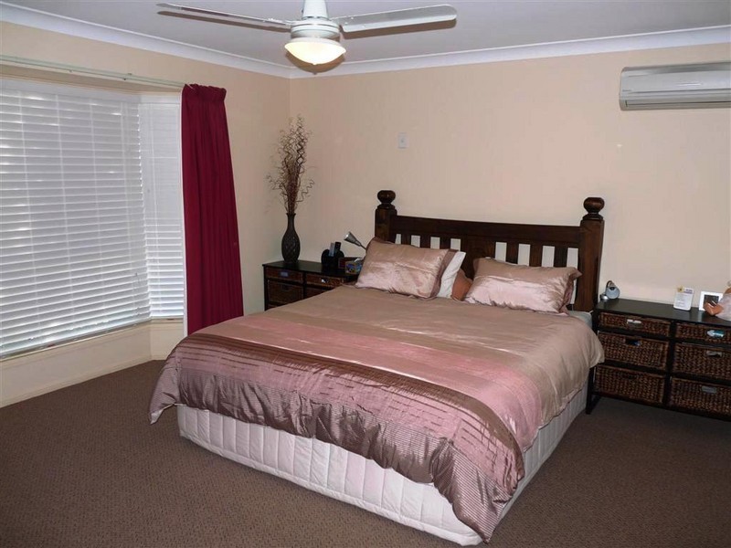 10 Palmerston Place, Victoria Point QLD 4165