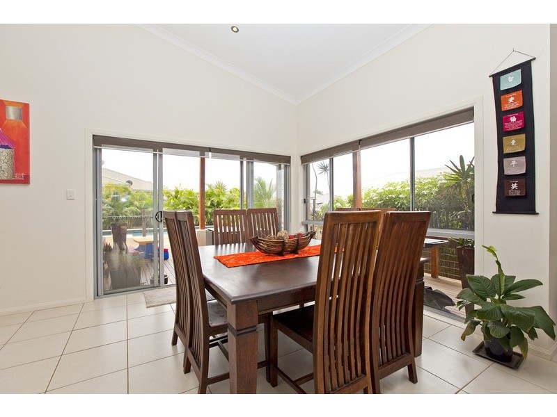 17 Cole Street, Redland Bay QLD 4165