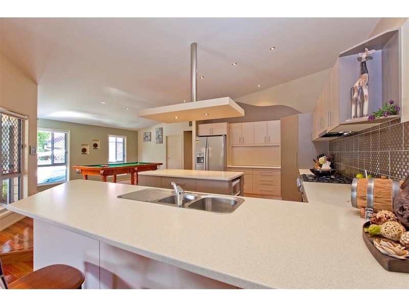 20 Kimbolton Drive, Redland Bay QLD 4165