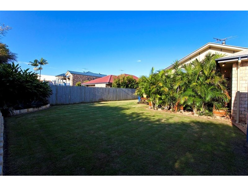 20 Kimbolton Drive, Redland Bay QLD 4165