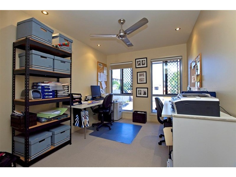20 Kimbolton Drive, Redland Bay QLD 4165