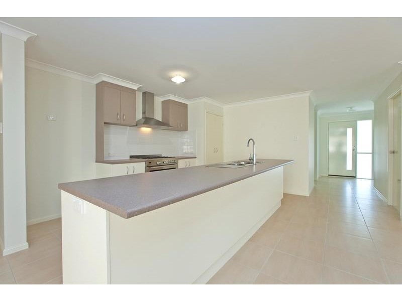 5 Torello Crescent, Victoria Point QLD 4165