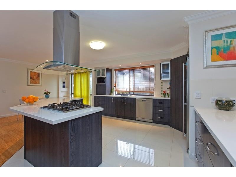 27 Orana Esplanade, Victoria Point QLD 4165