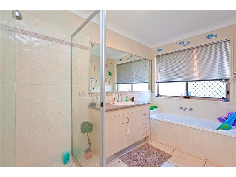 7 Timkelnik Crescent, Victoria Point QLD 4165