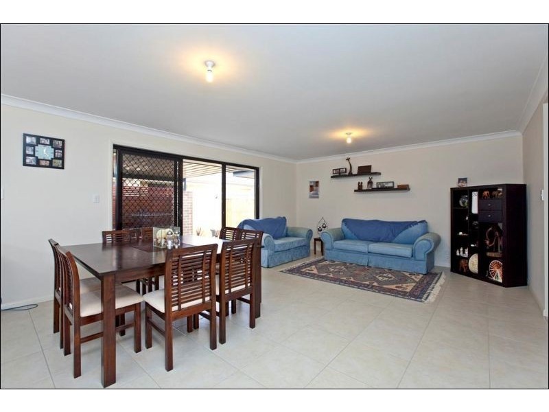 16 Butternut Circuit, Thornlands QLD 4164