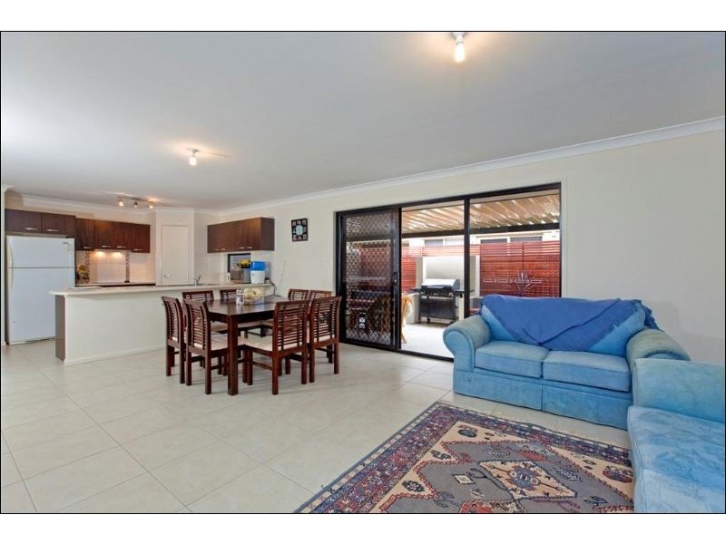 16 Butternut Circuit, Thornlands QLD 4164