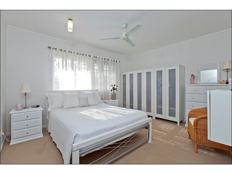 99 Colburn Avenue, Victoria Point QLD 4165