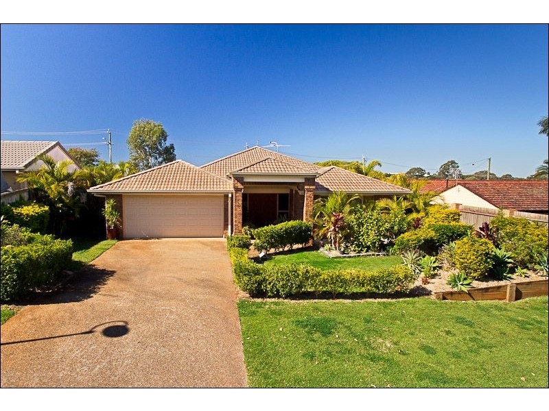 10 Daydream Street, Redland Bay QLD 4165