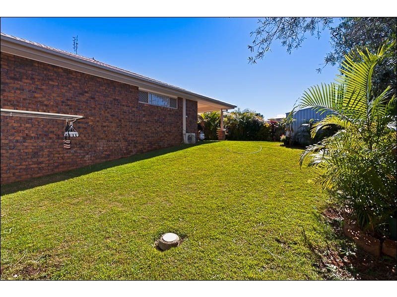 10 Daydream Street, Redland Bay QLD 4165